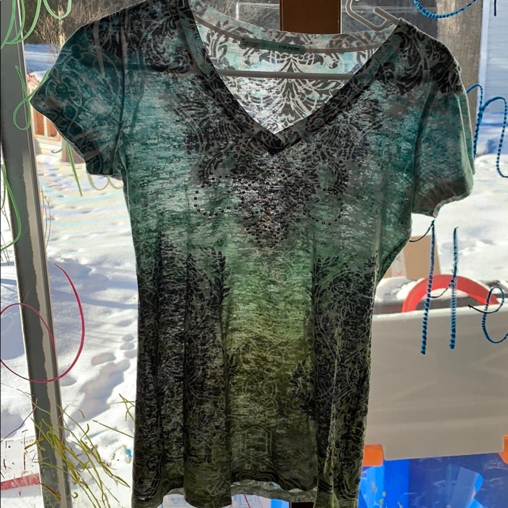 Maurice’s shirt